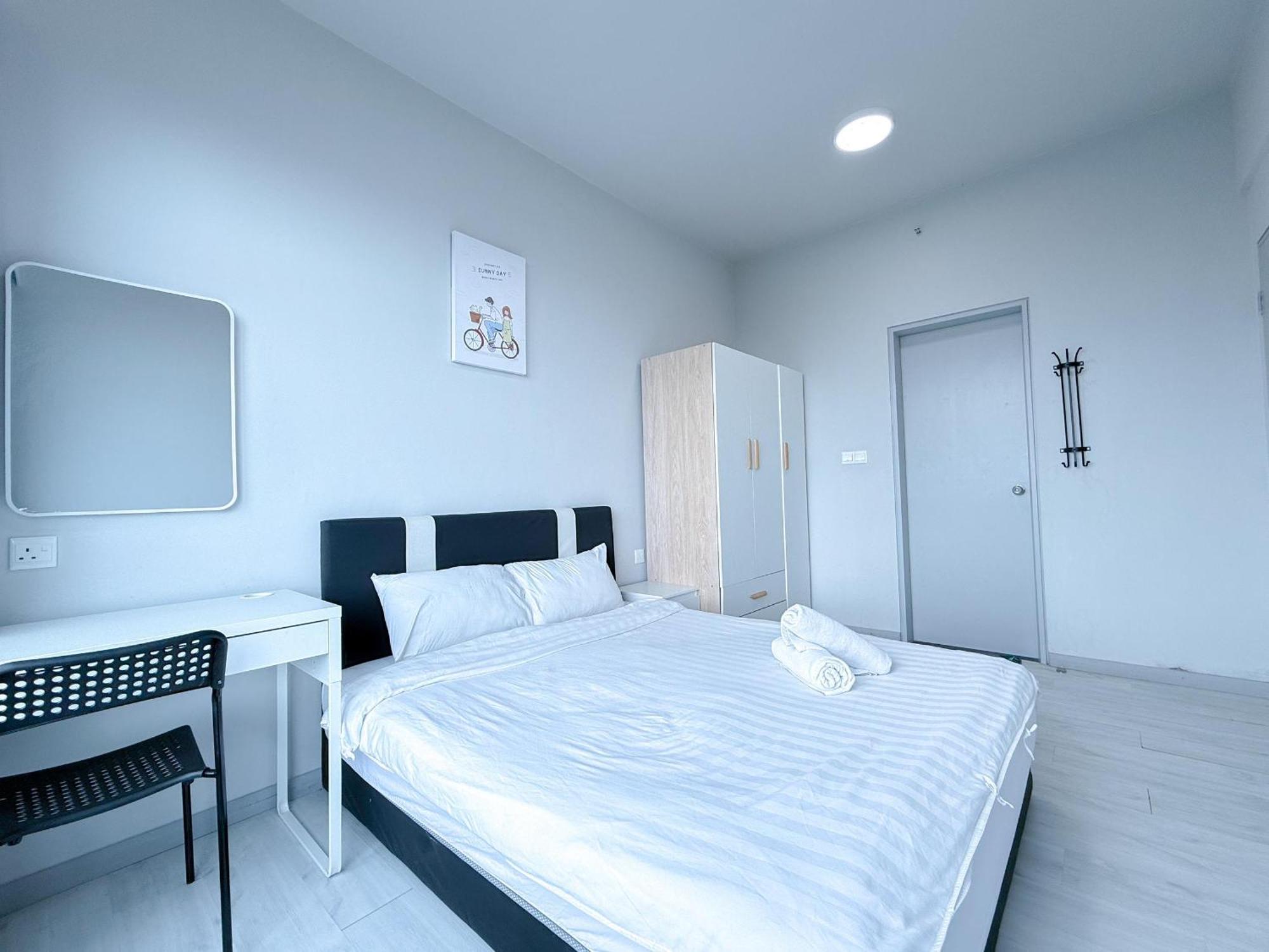Vv Homestay Jesselton Quay Surla Sabah Mall Kk 亚庇贵赴行馆 Кота-Кинабалу Экстерьер фото