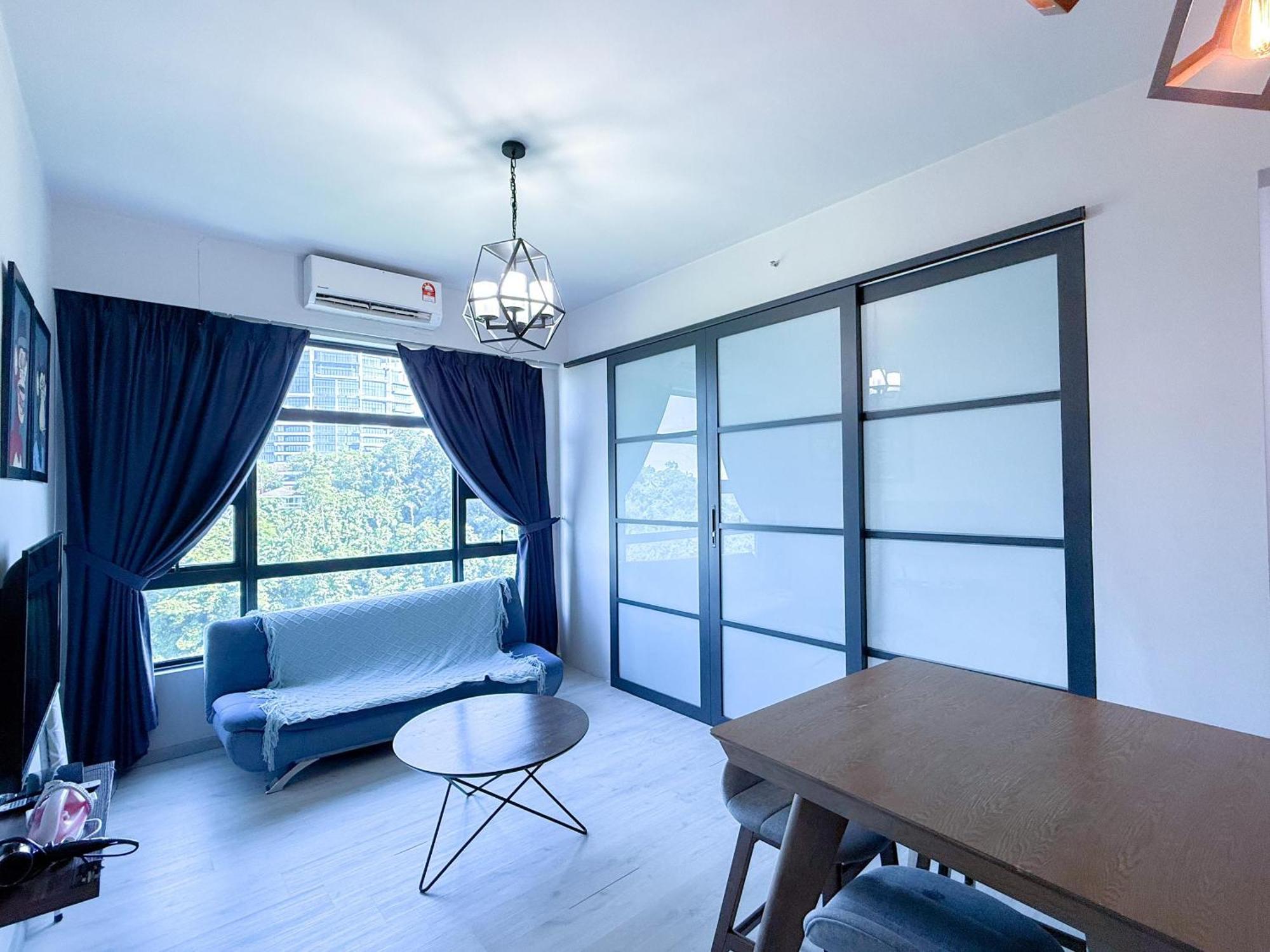 Vv Homestay Jesselton Quay Surla Sabah Mall Kk 亚庇贵赴行馆 Кота-Кинабалу Экстерьер фото