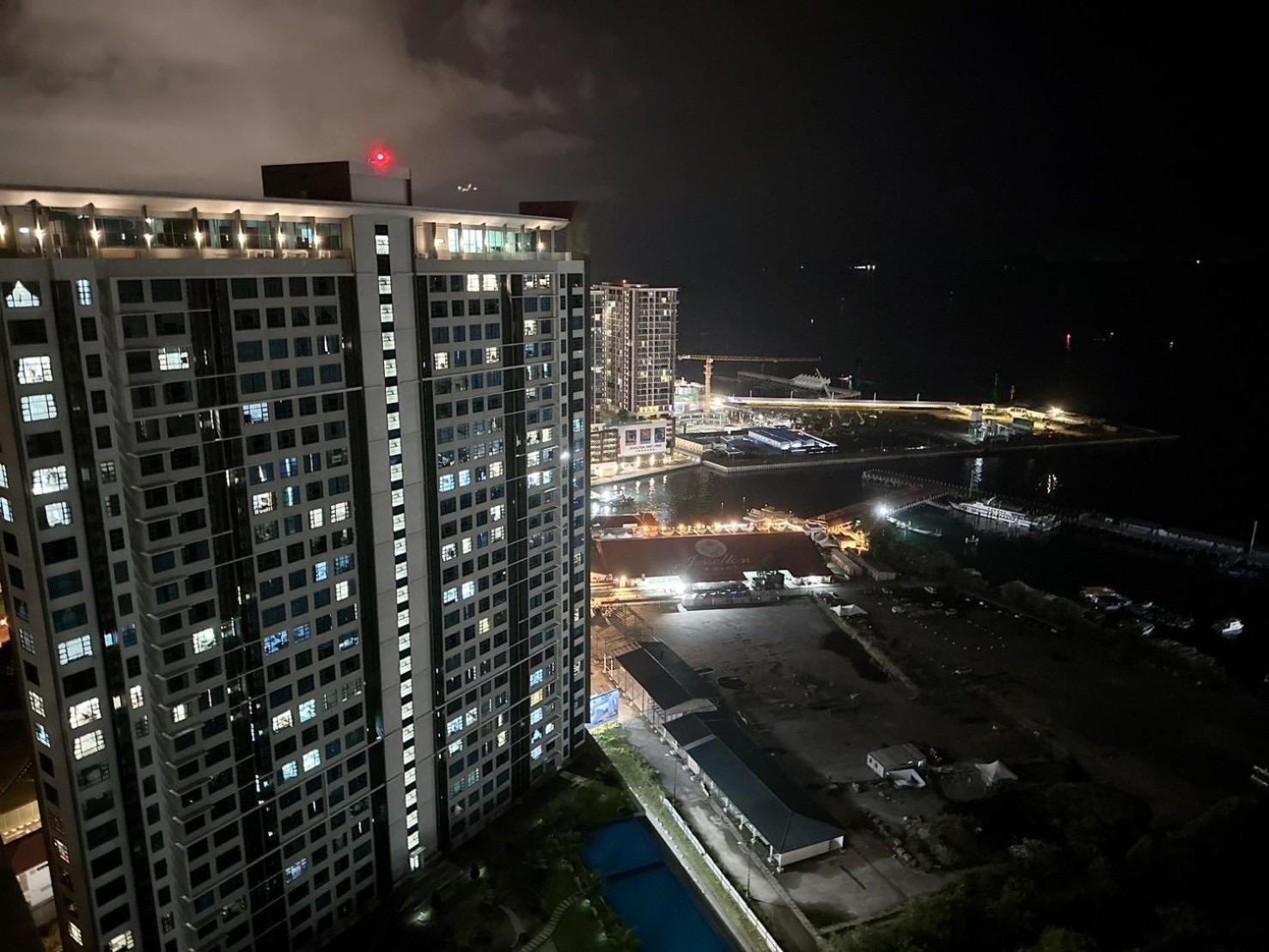 Vv Homestay Jesselton Quay Surla Sabah Mall Kk 亚庇贵赴行馆 Кота-Кинабалу Экстерьер фото