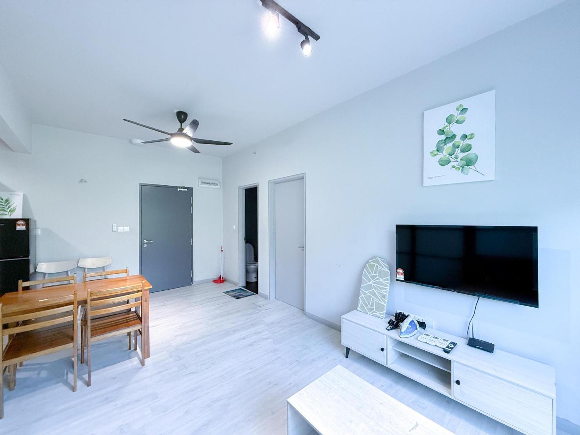 Vv Homestay Jesselton Quay Surla Sabah Mall Kk 亚庇贵赴行馆 Кота-Кинабалу Экстерьер фото